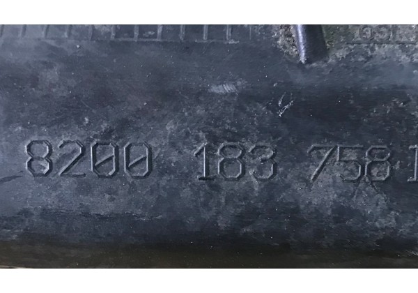 Кронштейн переднього бампера правий Рено Сценік 2, 03-06, 8200183758